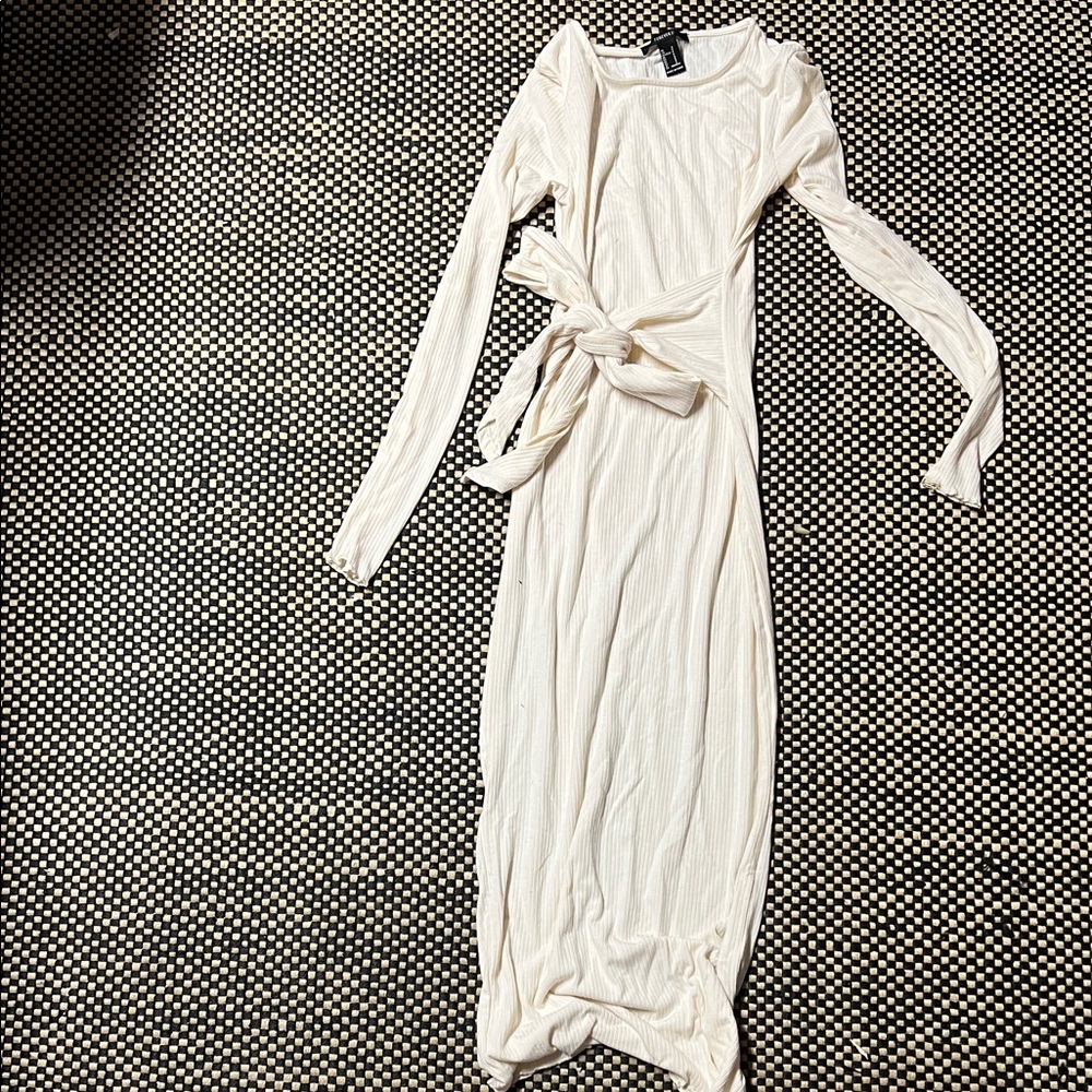 Forever 21 Cream Long Sleeve Dress